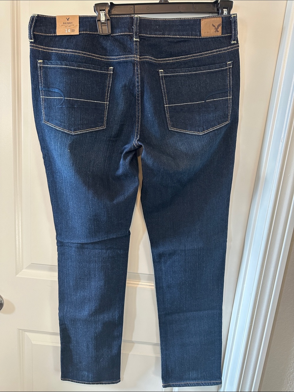 Dark Wash Women’s Skinny Jeans - American Eagle Outfitters